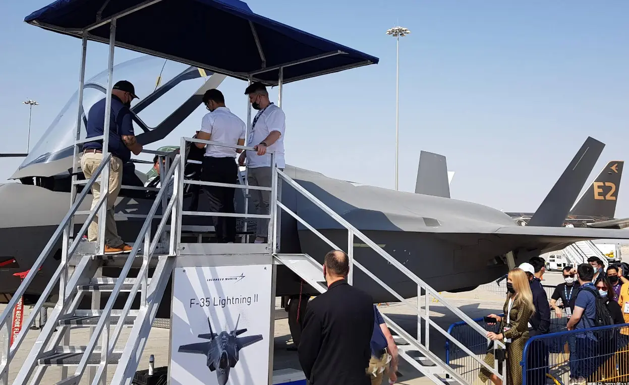 ドバイ・エアショー2025 世界最大の航空宇宙イベント｜ドバイのニュース